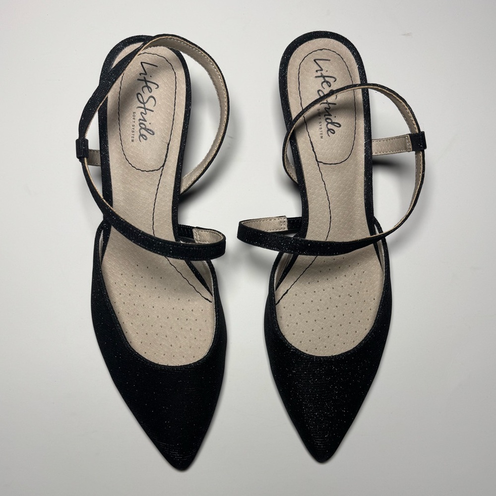 ✨ LifeStride Black Sparkle Heels – Size 9.5